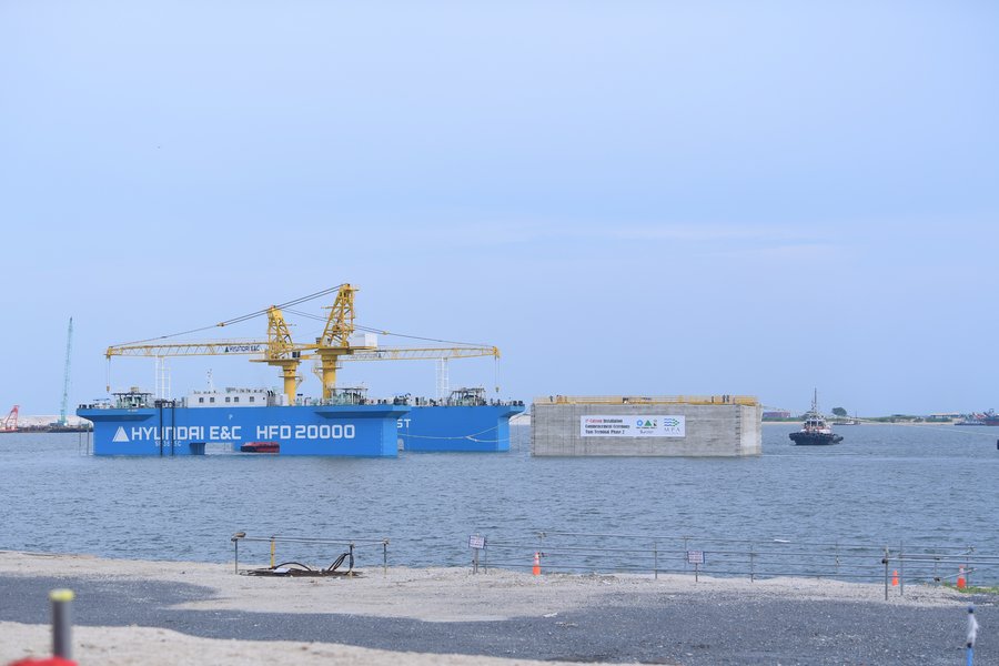 Installation of the first casisson for Tuas Port Phase 2